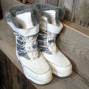 Rugged Outback Thermolite Tall Winter Snow Boots Women's Size 8